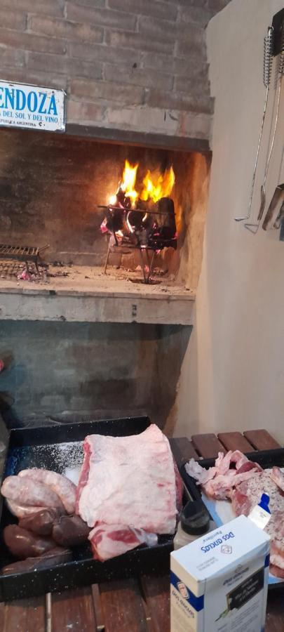 ميندوزا Pequena Estacion B&B المظهر الخارجي الصورة